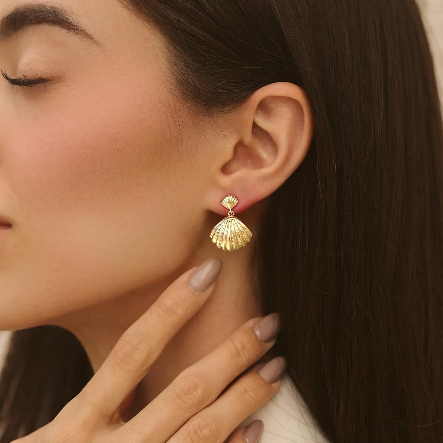 Gold Sliver Shell Earrings for Women Trendy Gold Dangle Earrings Beach Jewelry for Birthday