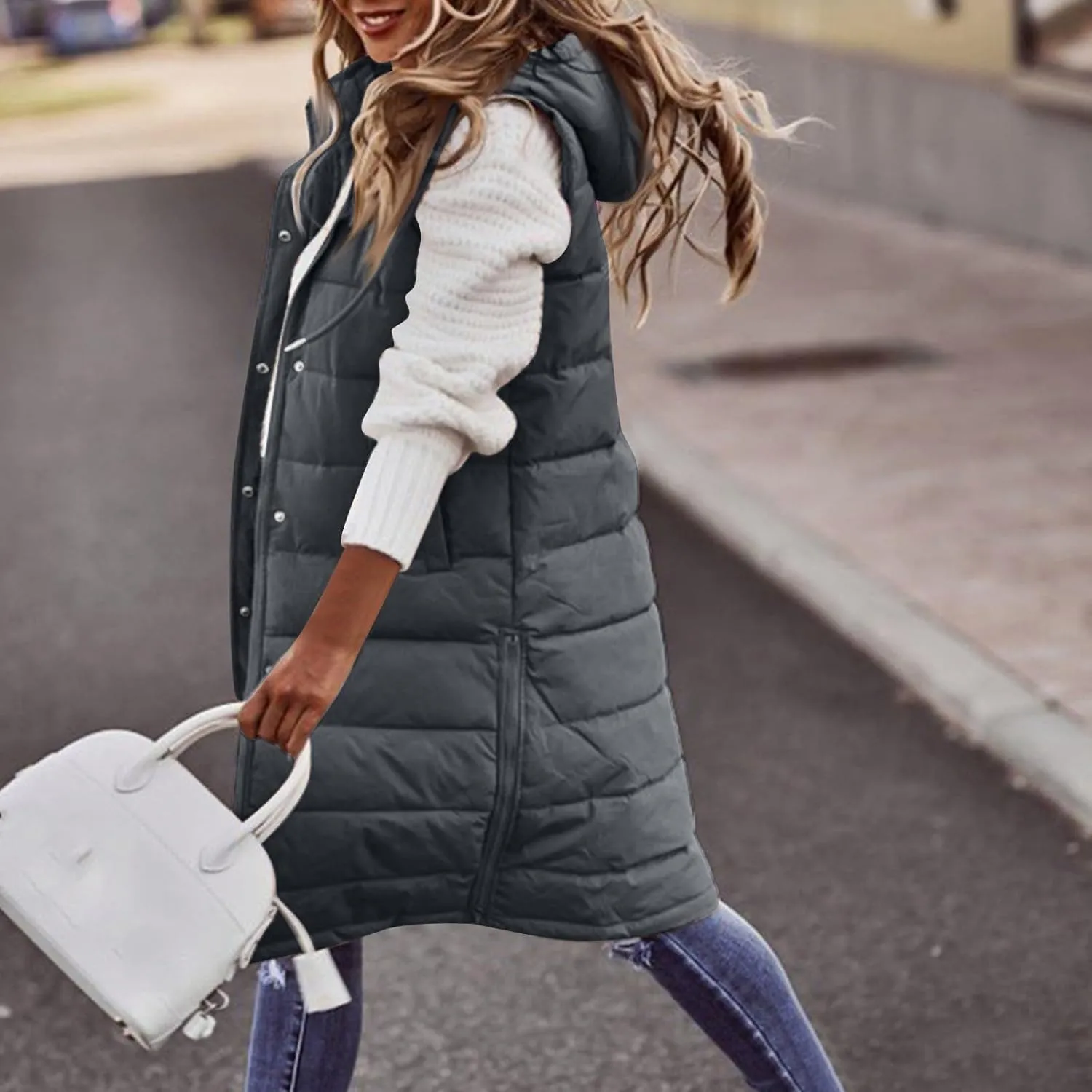 Women Long Puffer Vest Oversized Sleeveless Quilted Vest Zipper Hooded Puffy Jacket Plus Size Down Vest Outerwear