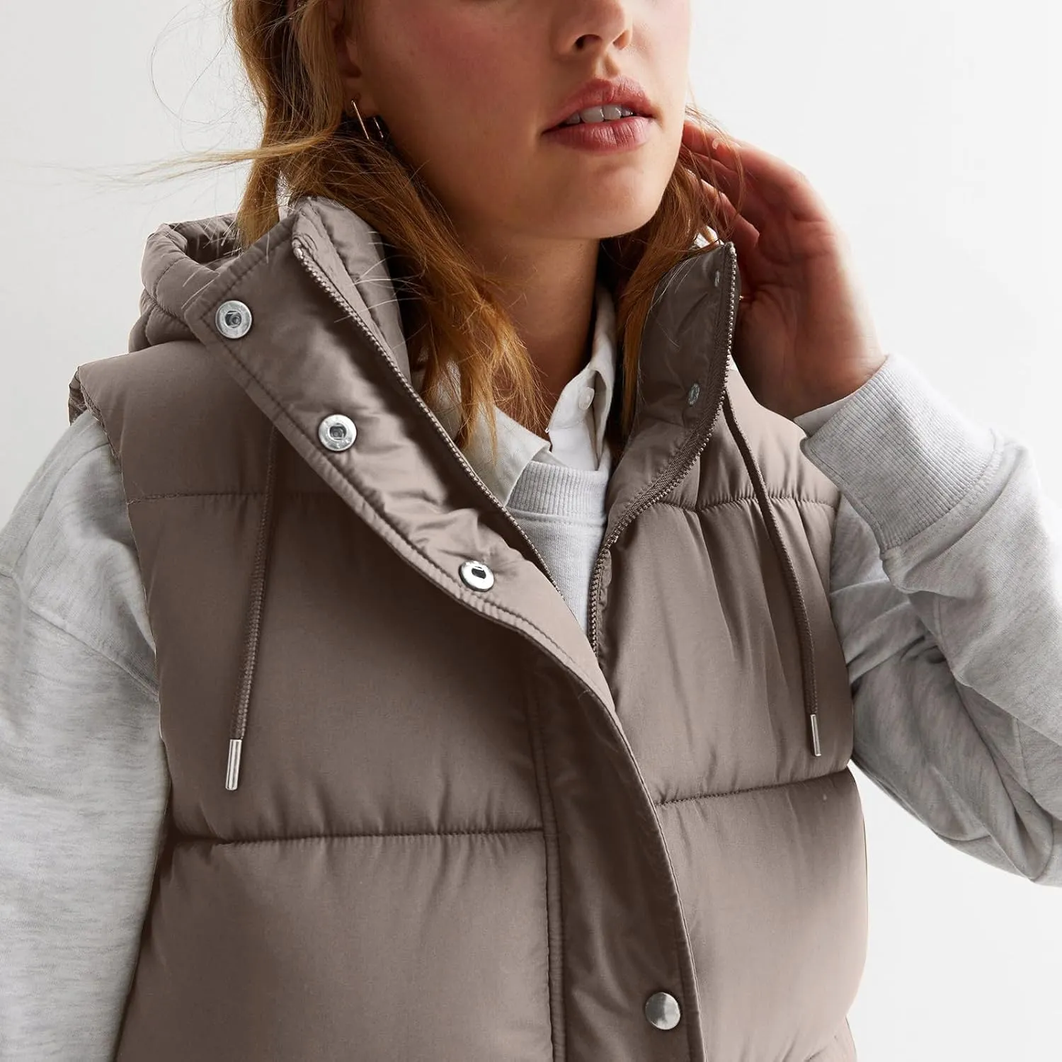 Women Long Puffer Vest Oversized Sleeveless Quilted Vest Zipper Hooded Puffy Jacket Winter Warm Padded Gilet Coat